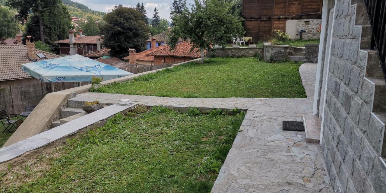 Апартамент При Рени Koprivsjtitsa Exteriör bild